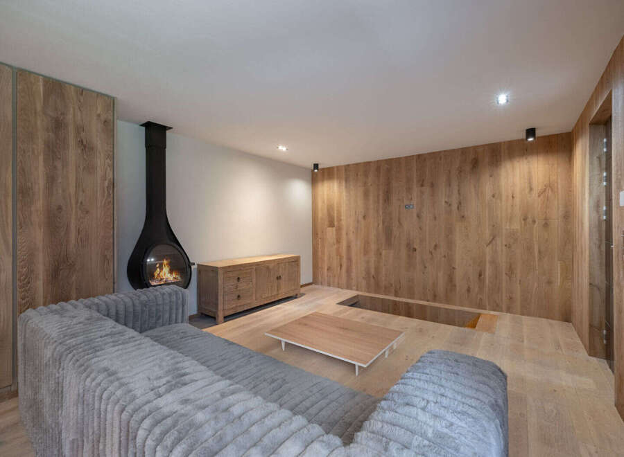 Experience modern luxury in this stunning living space.