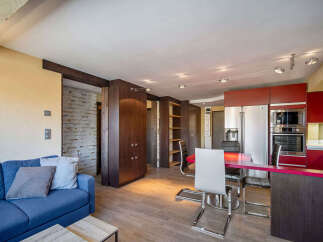 Discover modern living in this stylish property, featuring a beautifully designed open-plan layout.
