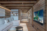 This stunning property boasts a luxurious living space with a modern design.