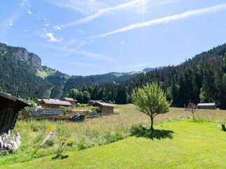 Discover a picturesque mountain retreat with this stunning property.