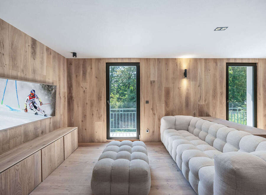Experience modern luxury in this stunning living space, featuring a sleek design and high-end finishes.