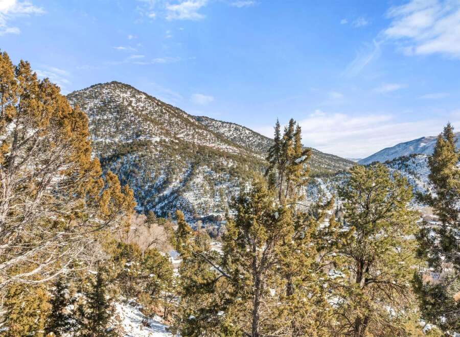 Enjoy breathtaking mountain views from this stunning property.