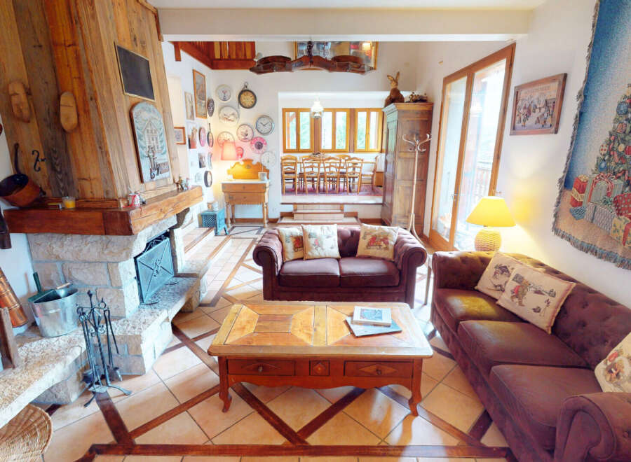 Step into a cozy and inviting living space, perfect for creating lasting memories.