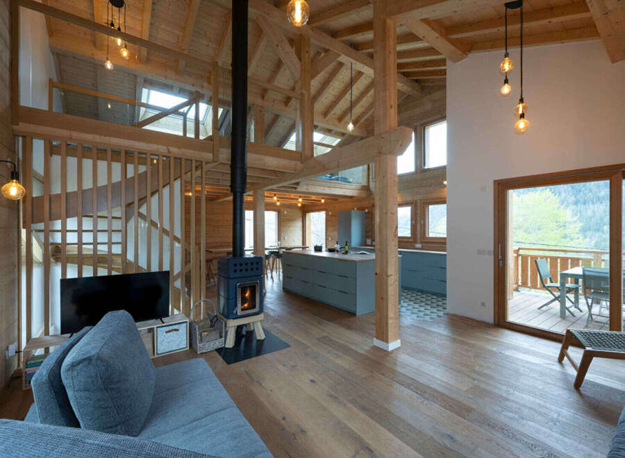Experience the warmth of this stunning wooden cabin, perfect for a cozy retreat.