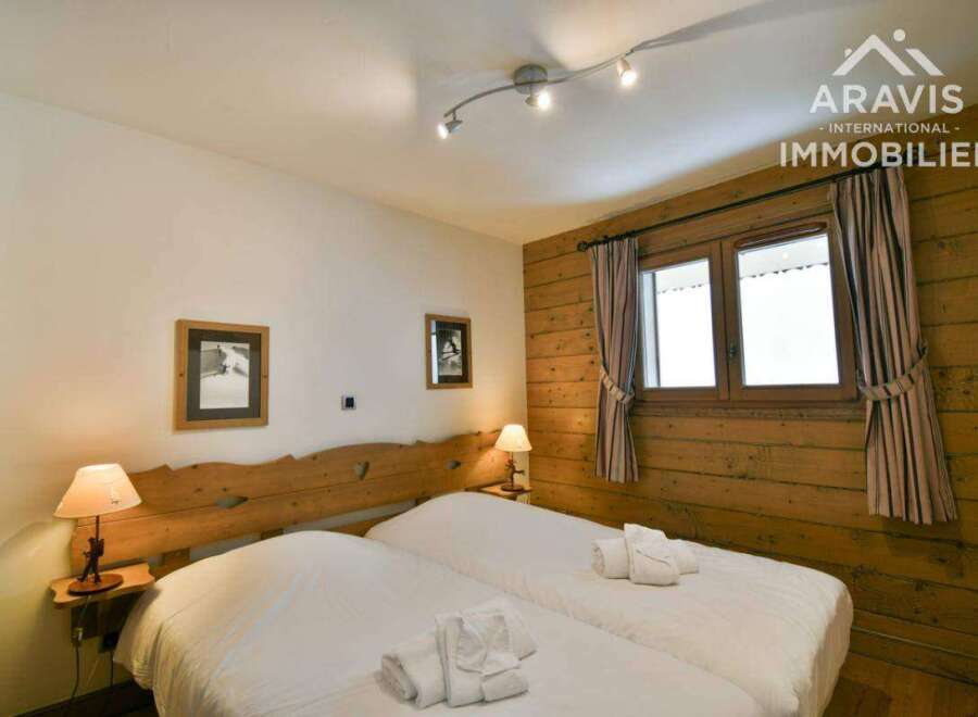 Discover the charm of this cozy bedroom, perfect for a relaxing getaway.