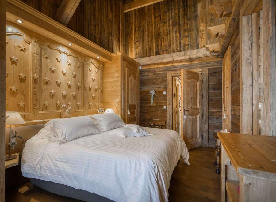Experience rustic elegance in this stunning bedroom.