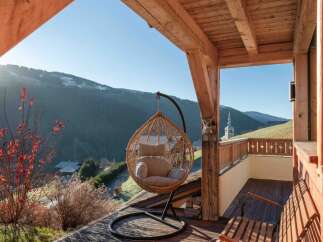 Experience the ultimate relaxation in this stunning property with breathtaking mountain views.
