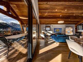 Experience luxury living in this stunning property with breathtaking mountain views.