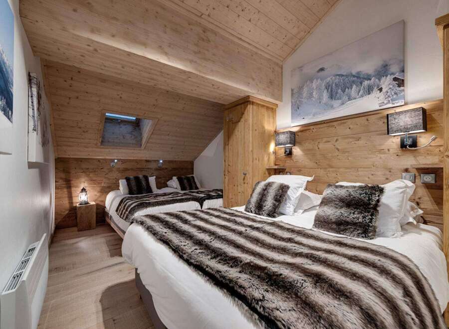 Experience the ultimate in alpine luxury with this stunning bedroom.