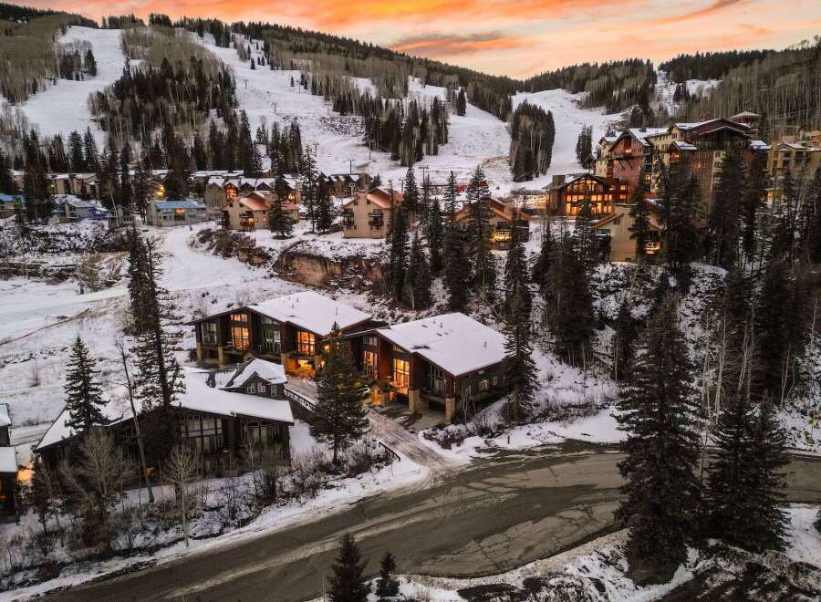 Discover the epitome of mountain living in this stunning property, nestled amidst a picturesque winter wonderland.