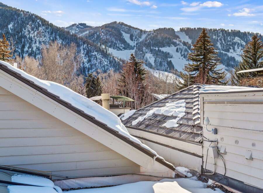 Experience the beauty of mountain living in this stunning property.