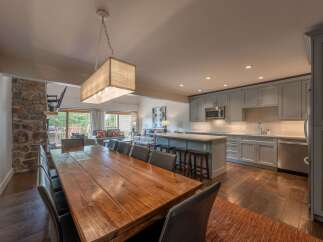 This stunning property boasts a spacious open-concept design, perfect for entertaining.