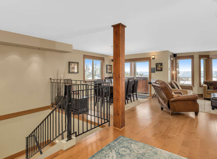This stunning property boasts a spacious and inviting interior, perfect for comfortable living and entertaining.