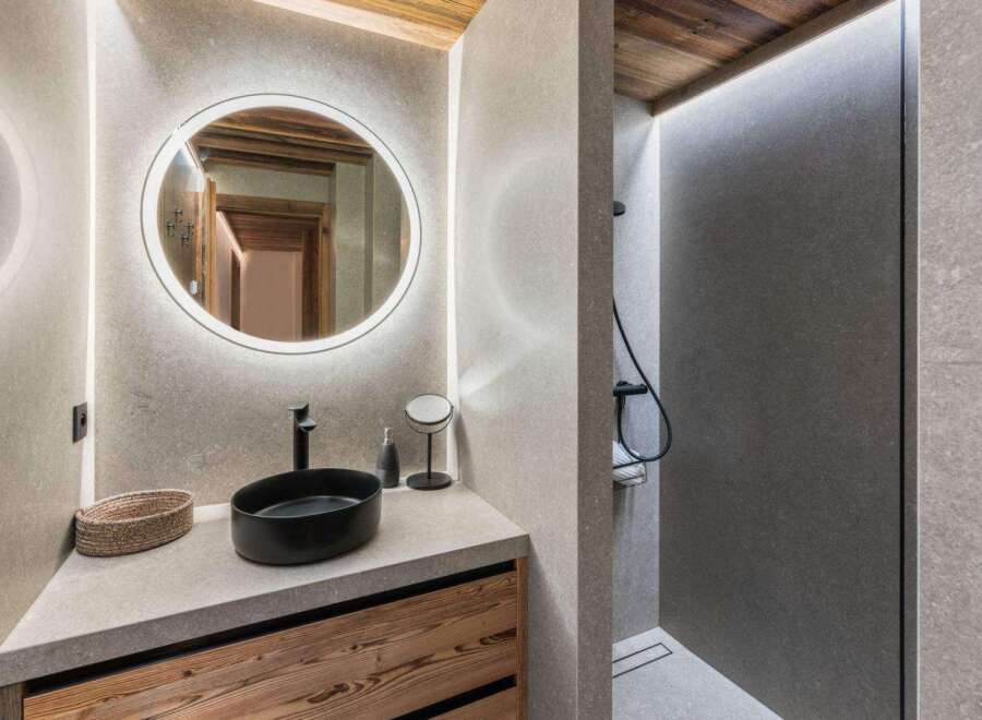 Experience luxury in this modern bathroom design.