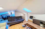 Discover this stylish loft apartment, perfect for modern living.