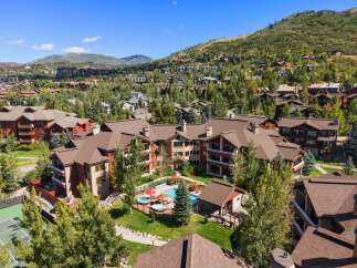 Discover luxury living in this stunning mountain resort.
