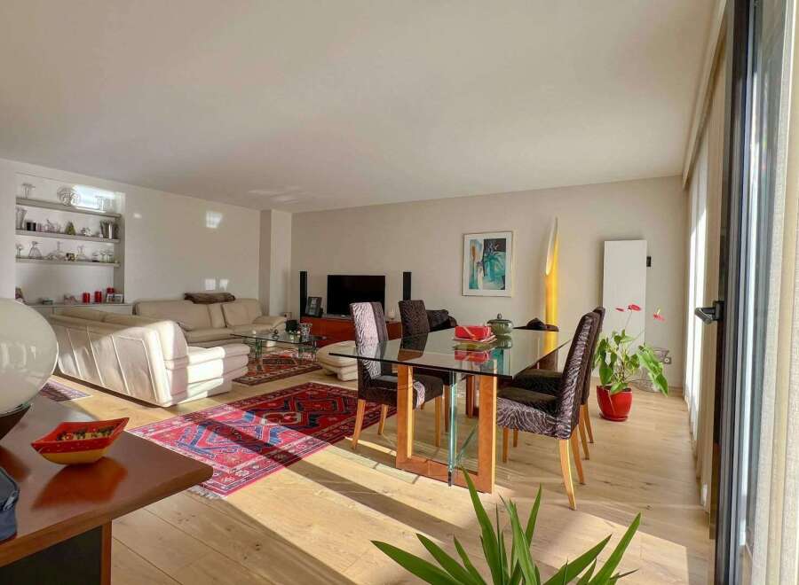Experience luxury living in this stunning property, featuring a spacious open-plan layout perfect for entertaining.