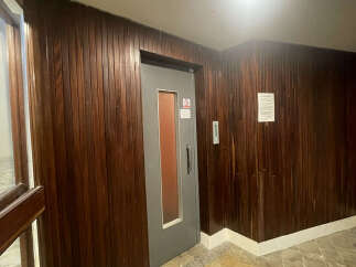 Discover a unique property with an elevator, offering convenience and accessibility.