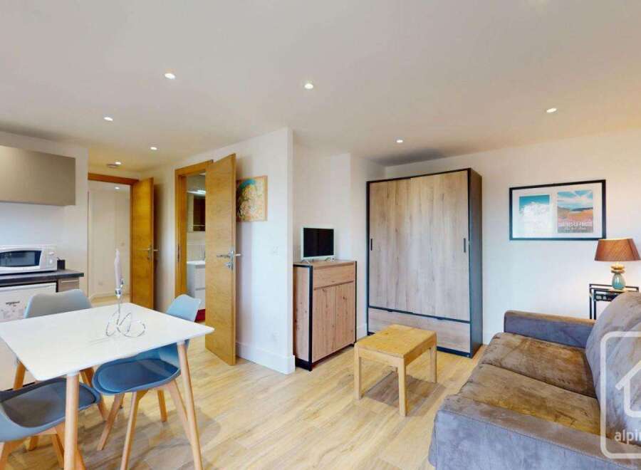Discover this charming property, perfect for comfortable living.