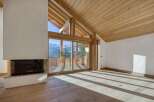 Experience luxury living in this stunning chalet, boasting breathtaking mountain views.