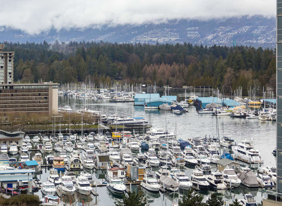 Discover waterfront living at its finest! This stunning property boasts a private marina, offering unparalleled access to boating and aquatic adventures.