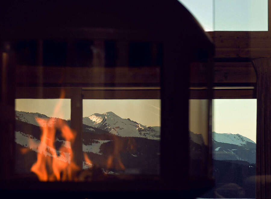 Enjoy breathtaking mountain views from this cozy property.