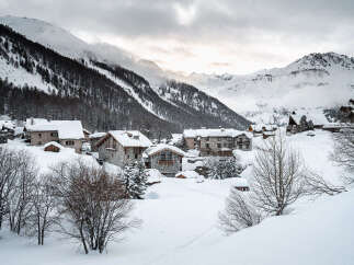 Discover the charm of this stunning mountain village, perfect for a serene escape.