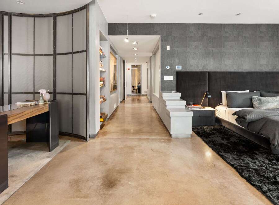 Experience modern luxury in this stunning property.