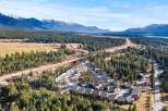 Discover your dream home nestled in the heart of nature! This stunning property boasts a prime location with breathtaking mountain views and lush, green surroundings.