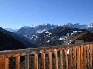 Enjoy breathtaking mountain views from this stunning property.