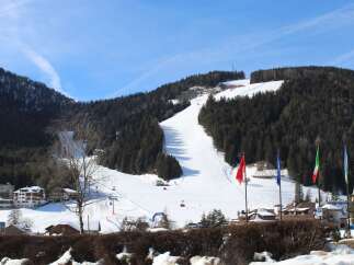 Experience the ultimate winter getaway with this stunning property nestled in the heart of a ski resort.