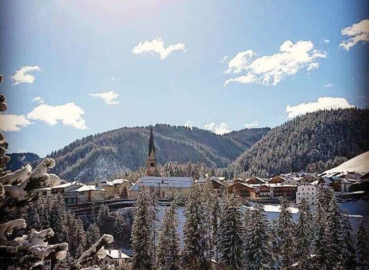 Discover a charming village nestled in the heart of the mountains, perfect for a serene escape.