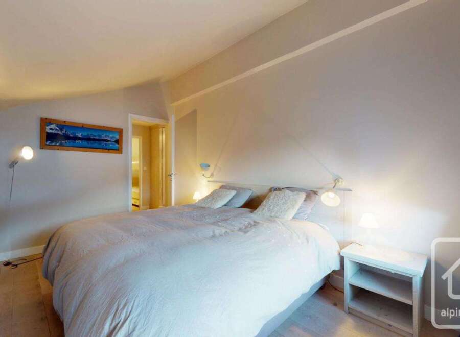 Discover the charm of this cozy bedroom, perfect for a relaxing retreat.