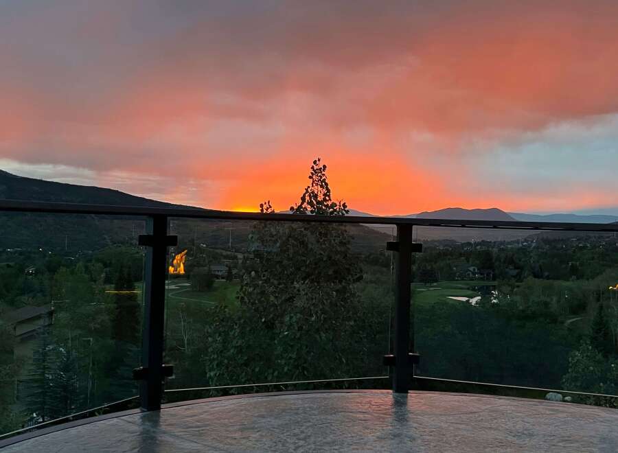 Enjoy breathtaking sunsets from this stunning property! This home features a spacious outdoor area perfect for entertaining or relaxing.