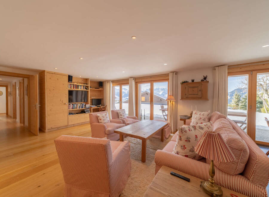 Experience the epitome of alpine living in this stunning property.
