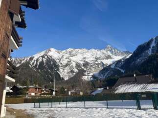 Experience the tranquility of mountain living with this stunning property.