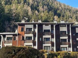 Discover the charm of this stunning property nestled in a picturesque mountain setting.