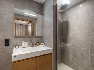 Step into modern luxury with this stunning bathroom.