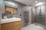 Step into luxury with this modern bathroom design.