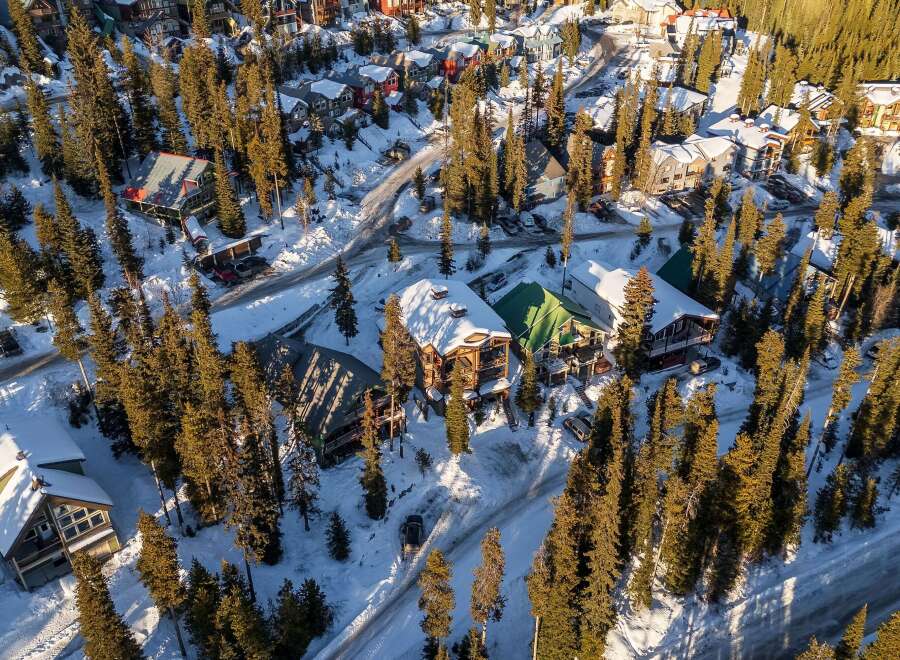 Nestled in a serene winter wonderland, this property offers a unique blend of natural beauty and modern comfort.