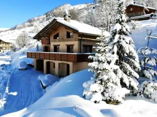 Discover your dream ski chalet nestled in the heart of the mountains.