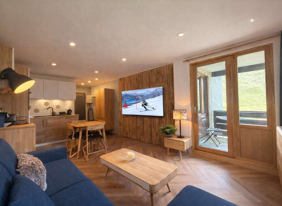 Experience the charm of this cozy ski apartment, perfect for a mountain getaway.