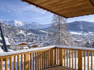 Enjoy breathtaking mountain views from this stunning property.