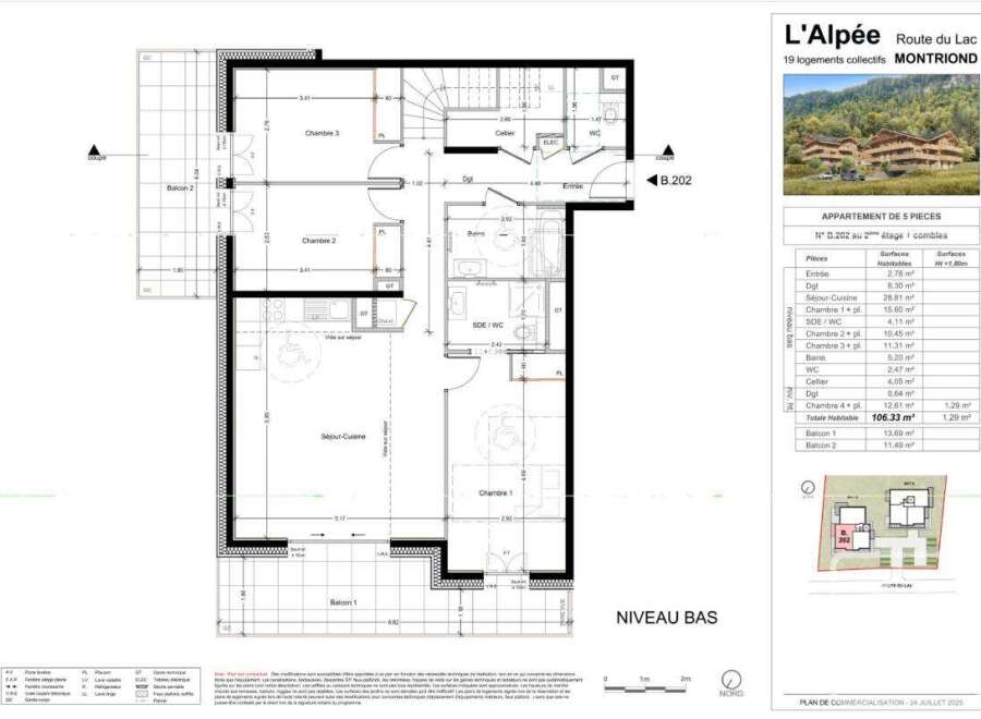Discover the charm of this 5-room apartment in L'Alpée, Route du Lac, Montriond.