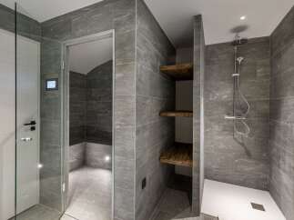 Step into luxury with this modern bathroom design.