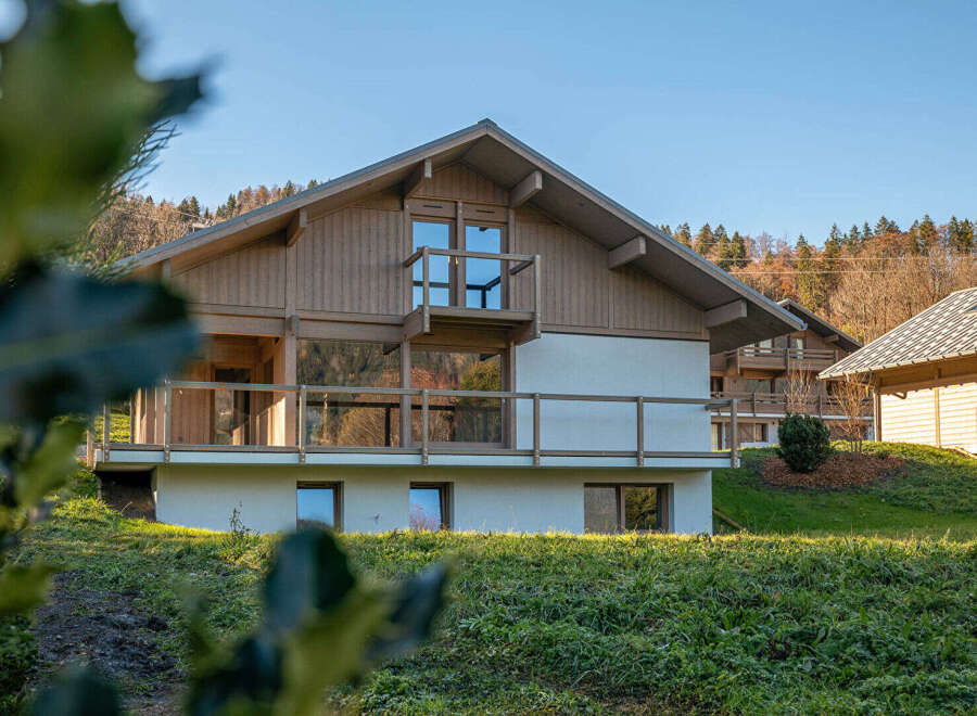 Discover the charm of this stunning property, featuring a modern design with a touch of rustic elegance.