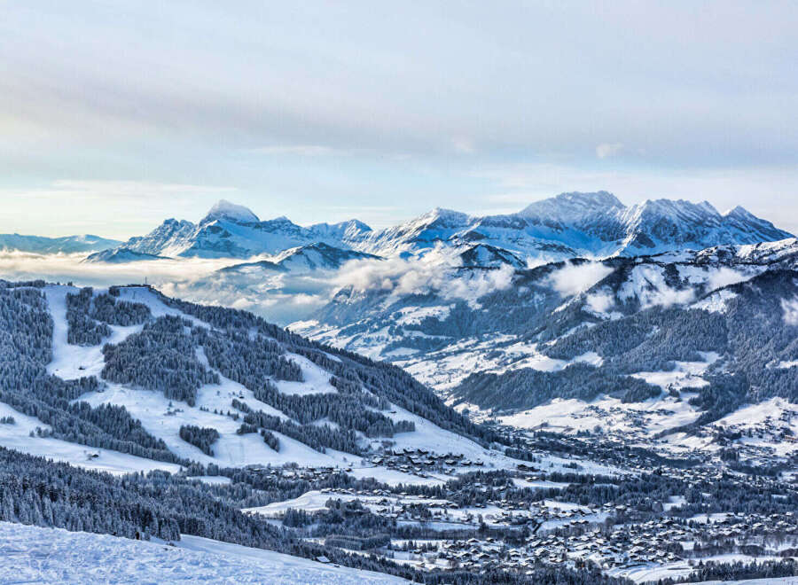 Experience the ultimate winter wonderland in this stunning mountain property! Nestled amidst snow-capped peaks and pristine slopes, this home offers breathtaking views and unparalleled access to world-class skiing and snowboarding.