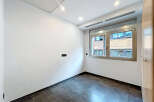 Discover this bright and modern room, perfect for a cozy living space.
