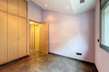 Discover this elegant property featuring a modern design and ample natural light.