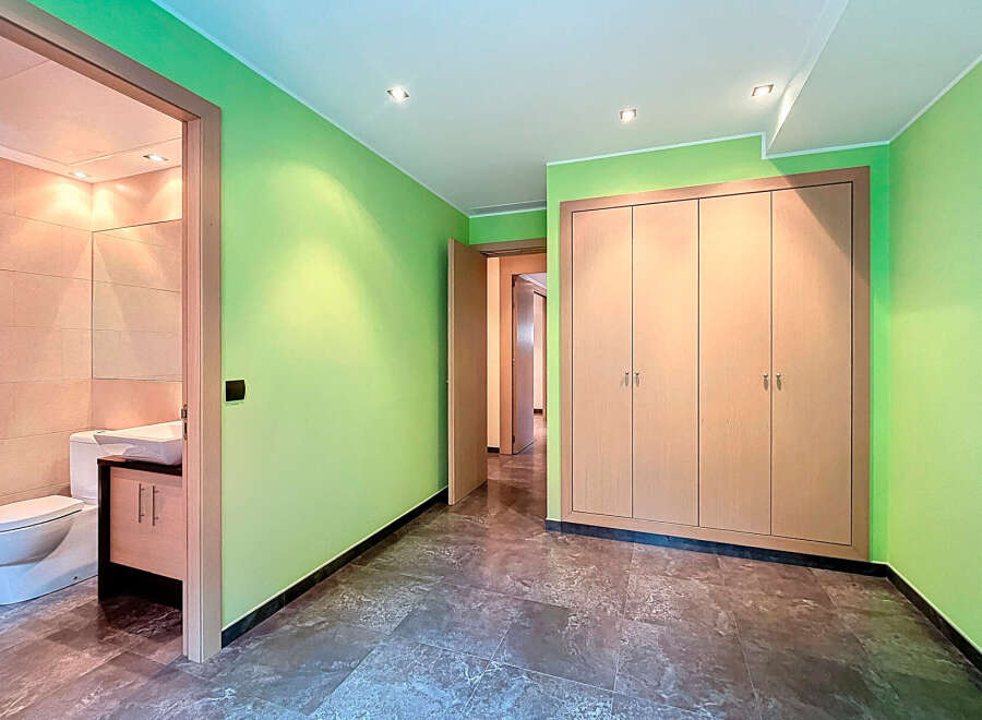 Step into this inviting space, featuring a modern design and ample natural light.